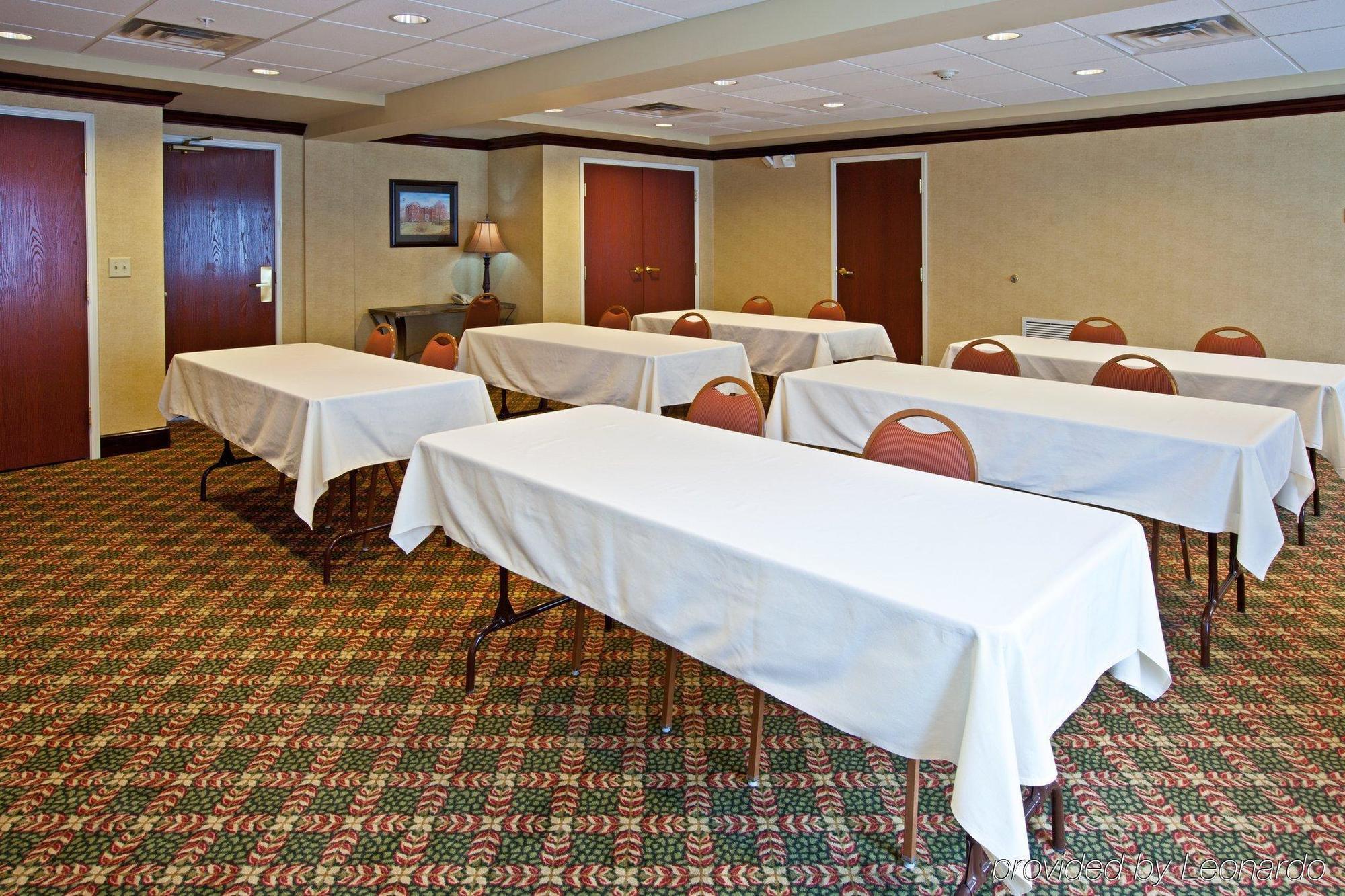 Express & Lexington-downtown By Ihg Hotel